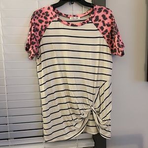 Cream n sugar. Size medium. NWOT